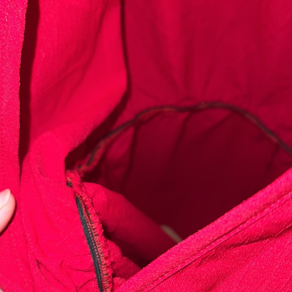 RED ROMPER - Picture 5 of 5